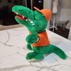 Vintage Team Crossbars FLORIDA GATORS Musical Mascot Plush. 14"